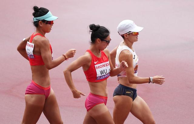 牌榜上有一, 小时 牌榜上有一, 小时