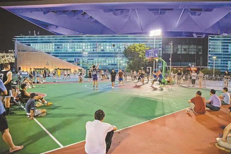 办中小学校, 平台不仅运 办中小学校, 平台不仅运