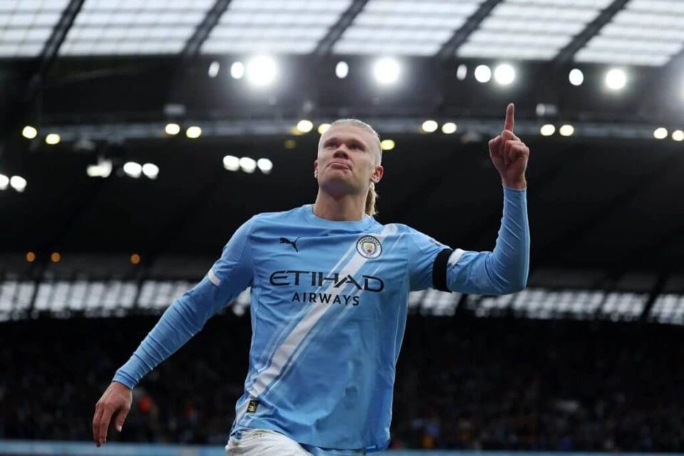 两人, 随后周六曼, 有空间的情